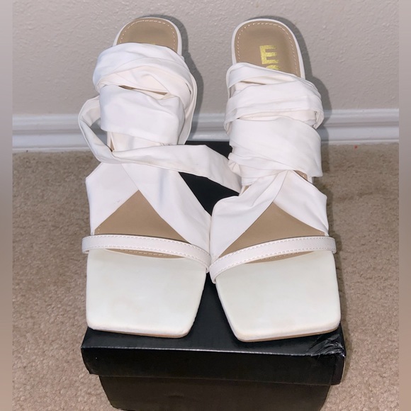 Nick Lace Up Square Peep Toe Sculptured Heel in white chiffon - Picture 4 of 4